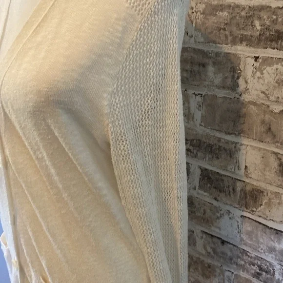 Lucky Brand ivory cardigan. Size L. Lightweight button down with pockets. - Picture 7 of 16